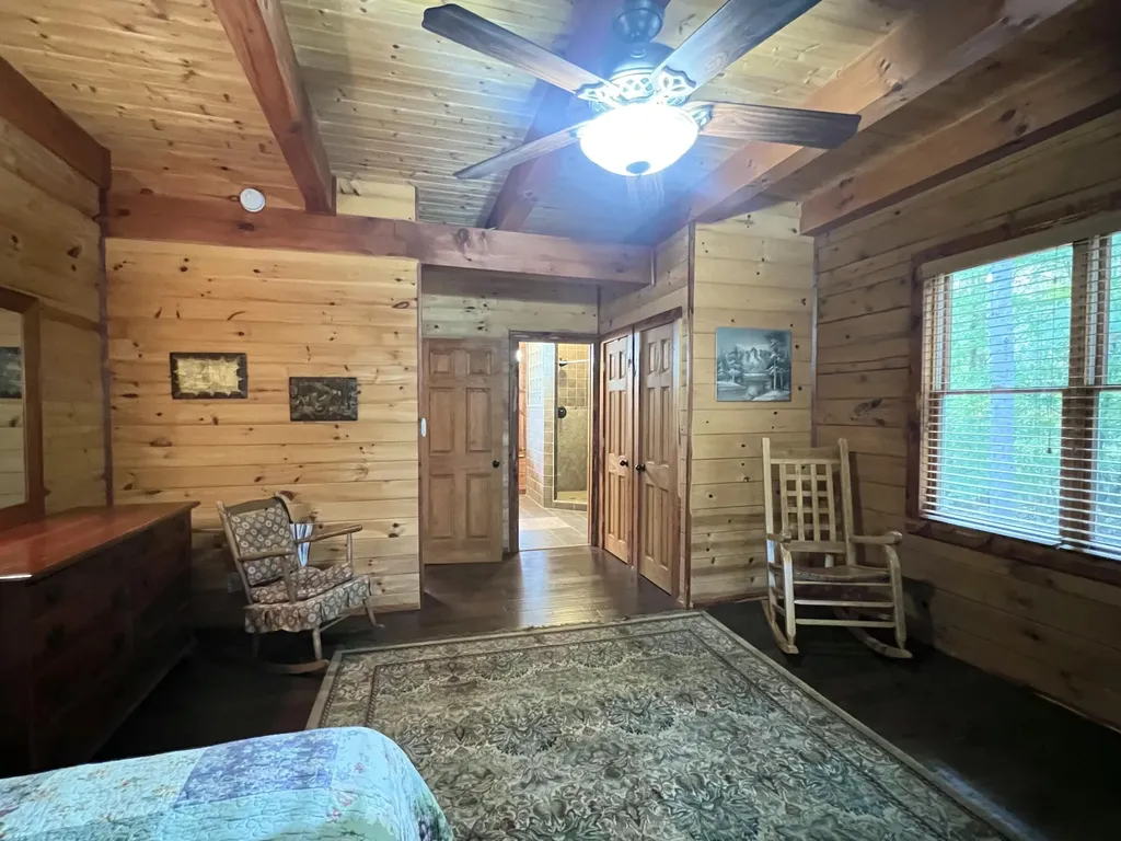 935 Clifty Creek Road Jamestown KY 42629