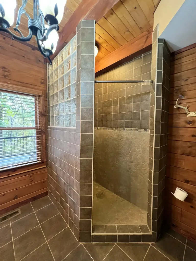 935 Clifty Creek Road Jamestown KY 42629