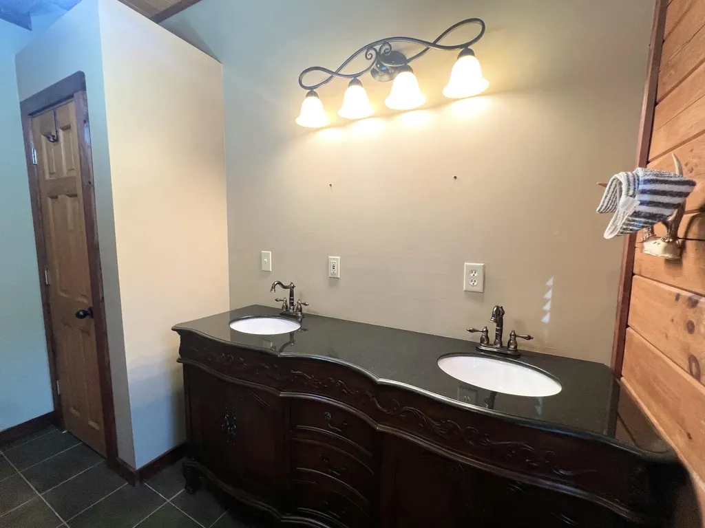 935 Clifty Creek Road Jamestown KY 42629