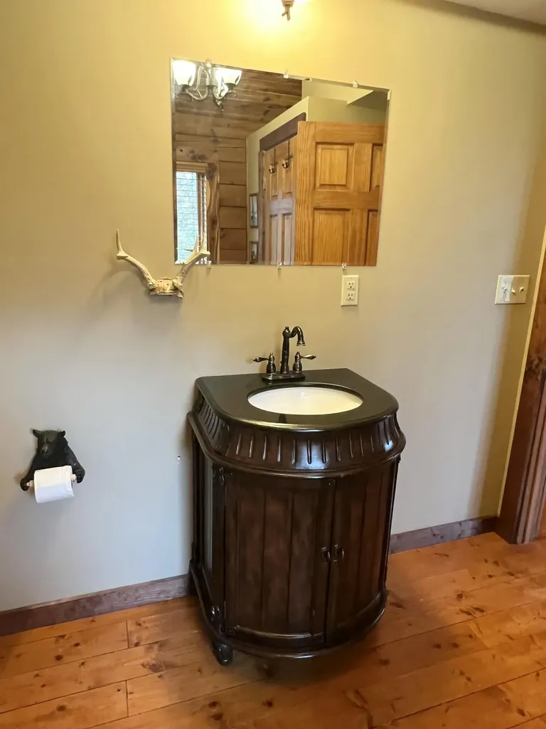 935 Clifty Creek Road Jamestown KY 42629
