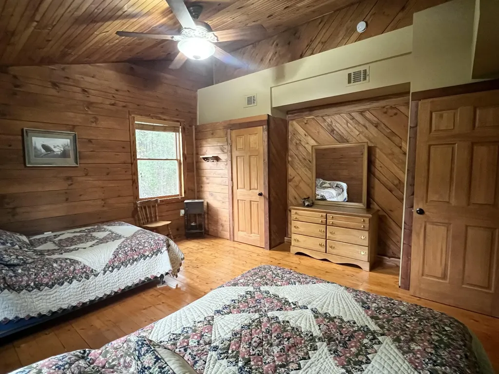 935 Clifty Creek Road Jamestown KY 42629
