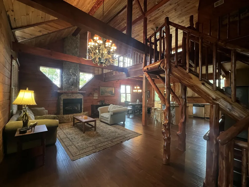 935 Clifty Creek Road Jamestown KY 42629