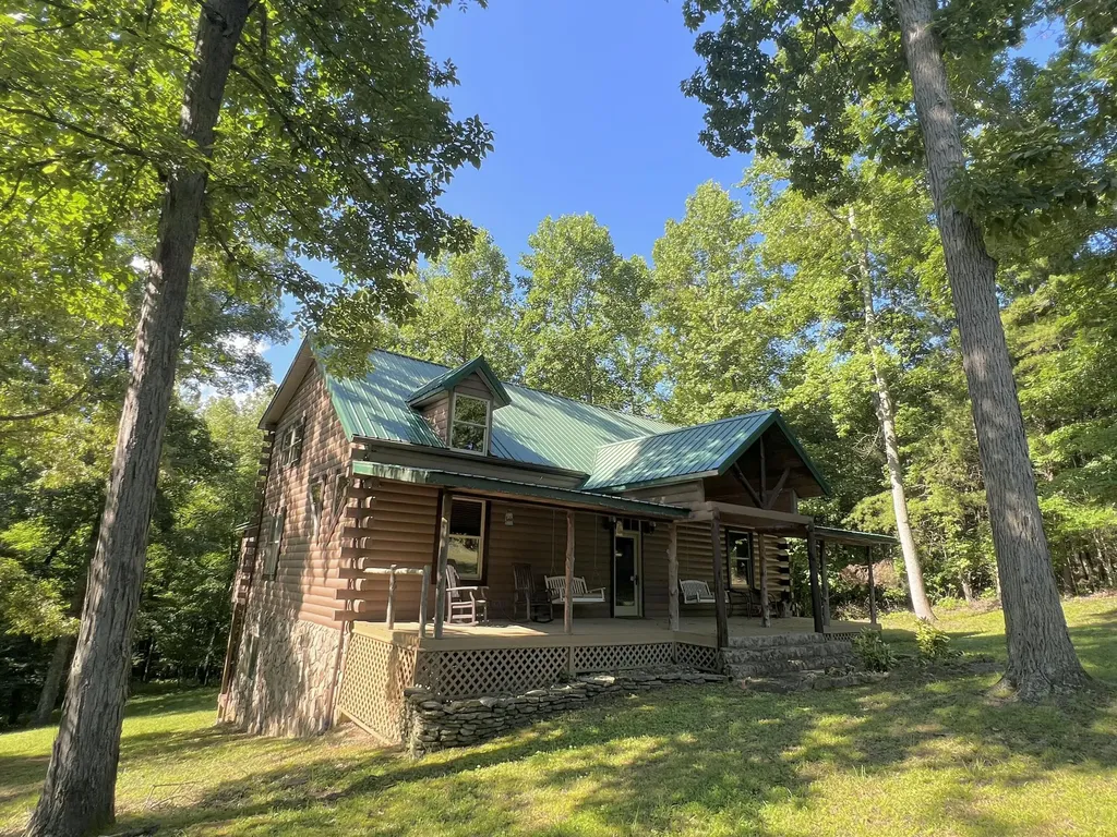 935 Clifty Creek Road Jamestown KY 42629