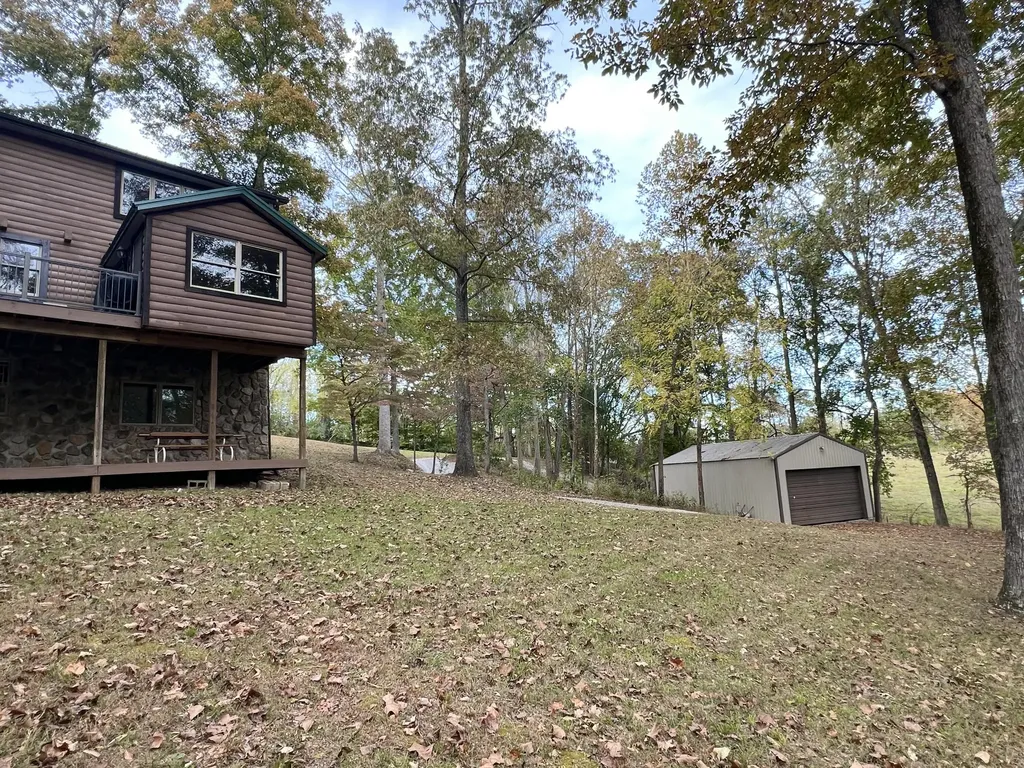 935 Clifty Creek Road Jamestown KY 42629