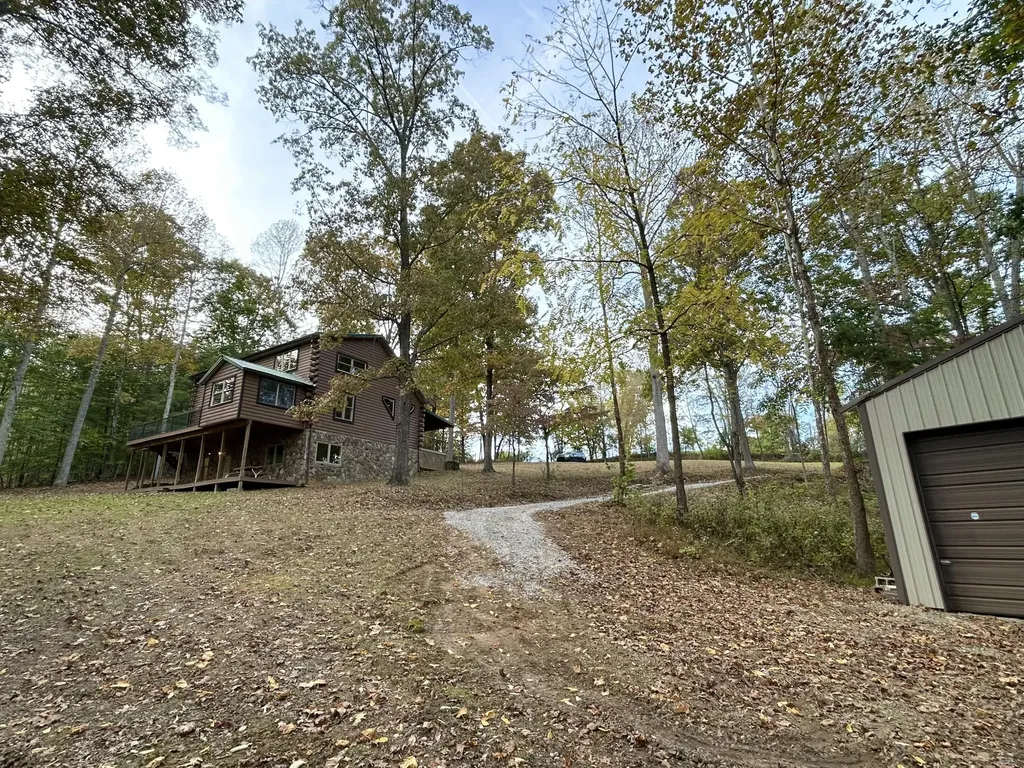 935 Clifty Creek Road Jamestown KY 42629
