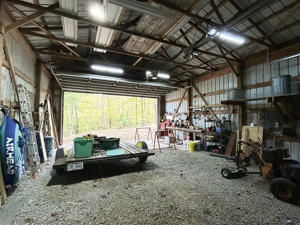 935 Clifty Creek Road Jamestown KY 42629