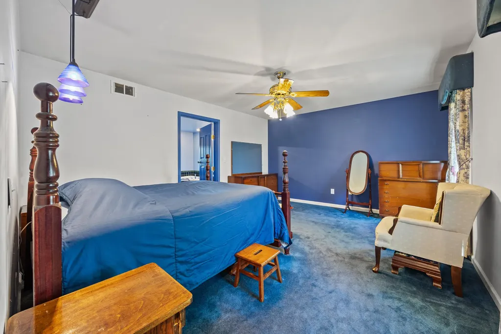 757 Collins Road Paris KY 40361