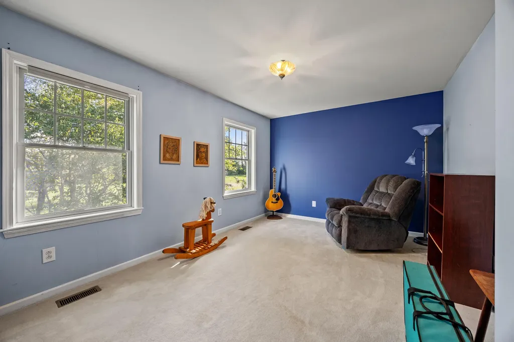 757 Collins Road Paris KY 40361