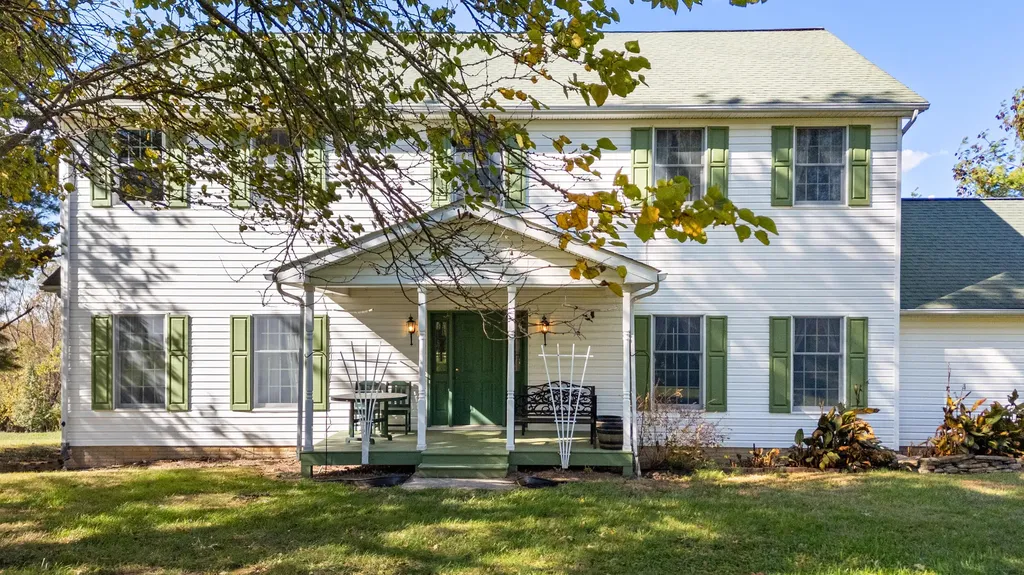 757 Collins Road Paris KY 40361