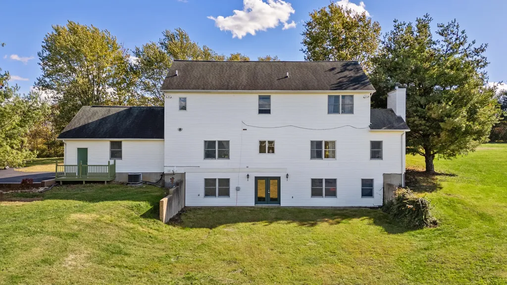 757 Collins Road Paris KY 40361