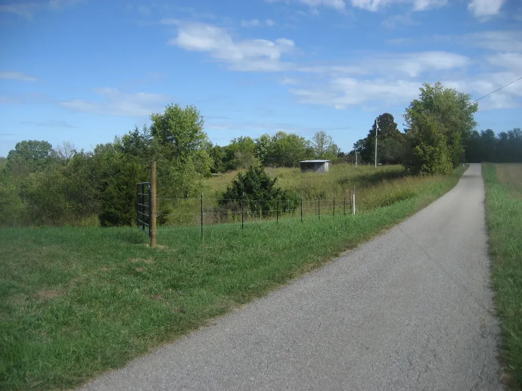 901 Hayden Brothers Lane Springfield KY 40069
