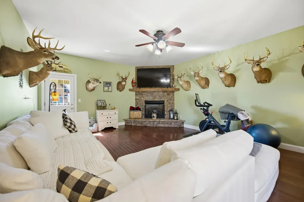 5109 Pebble Beach Court Lawrenceburg KY 40342
