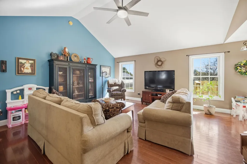 5109 Pebble Beach Court Lawrenceburg KY 40342