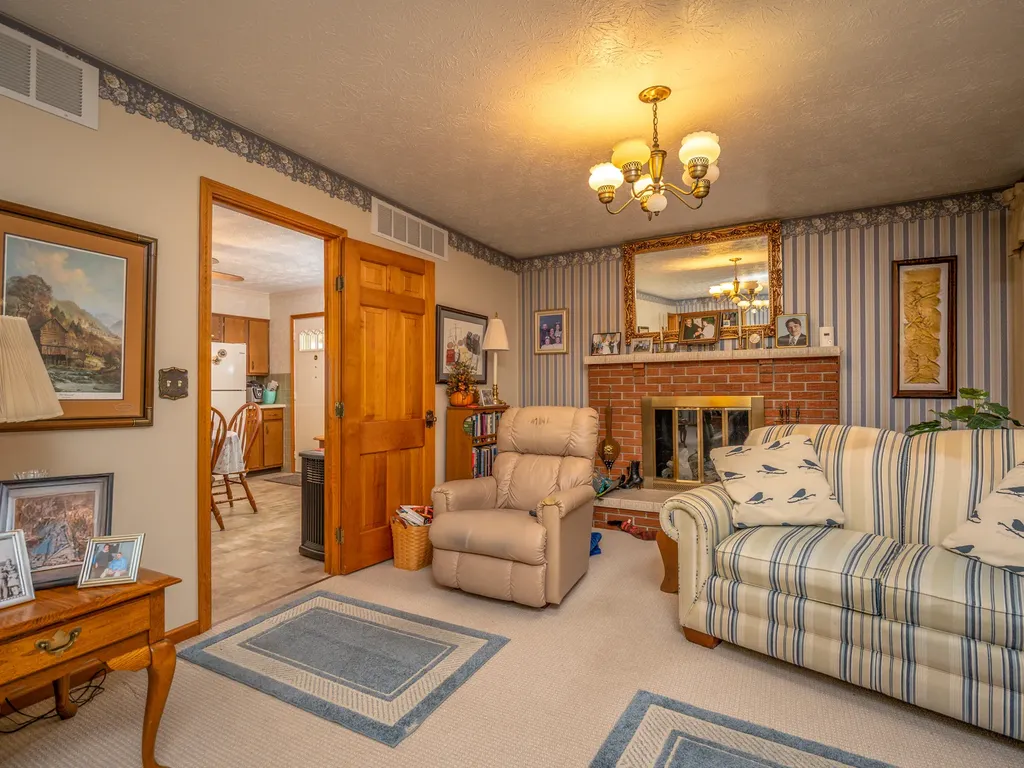 1310 Liberty Road West Liberty KY 41472