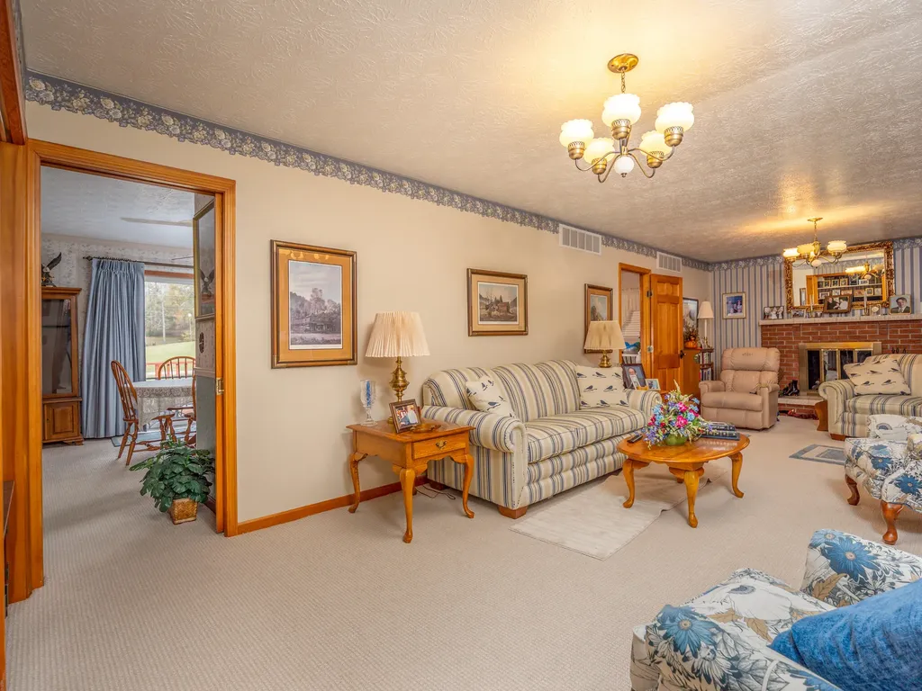 1310 Liberty Road West Liberty KY 41472