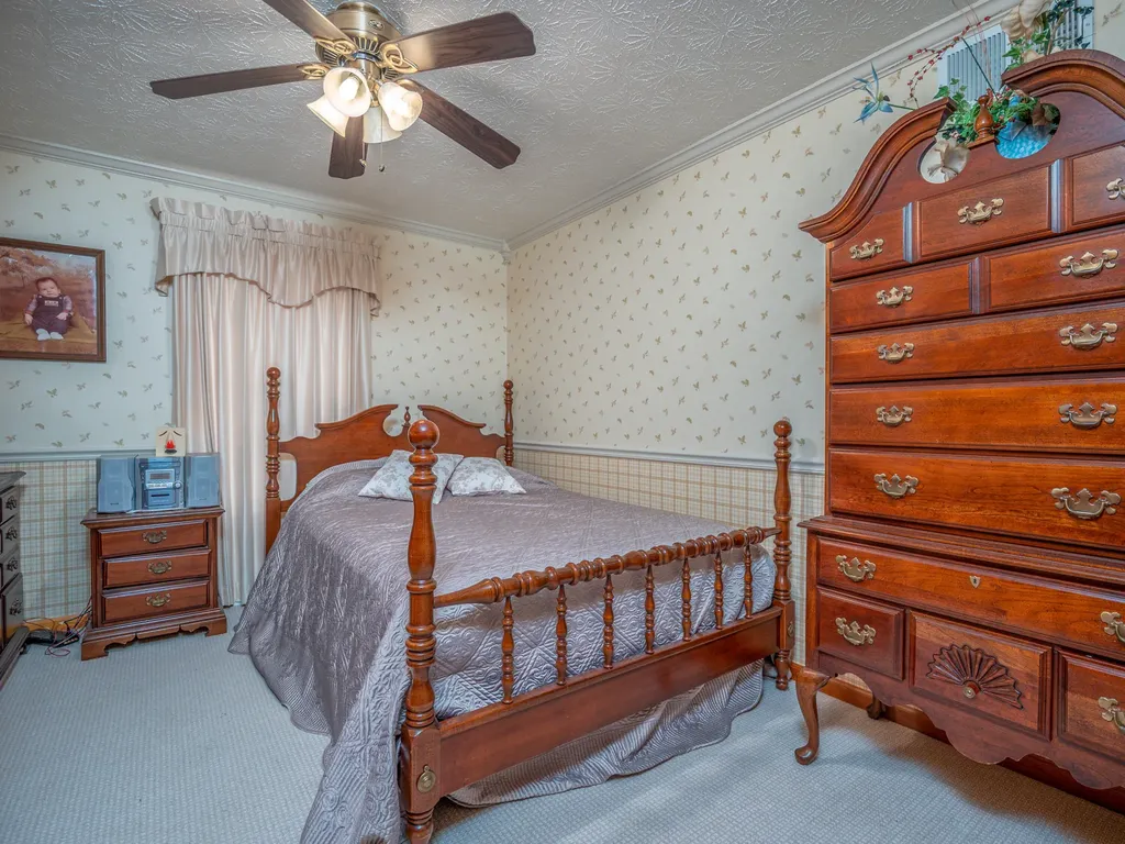 1310 Liberty Road West Liberty KY 41472