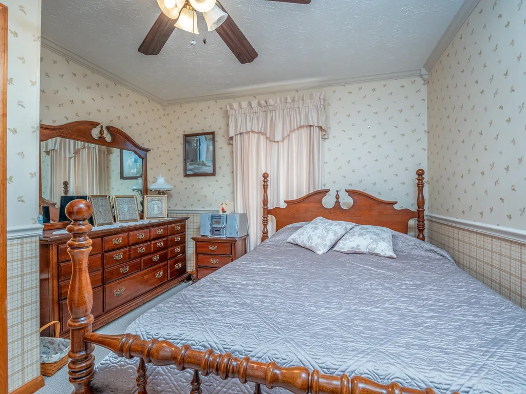 1310 Liberty Road West Liberty KY 41472