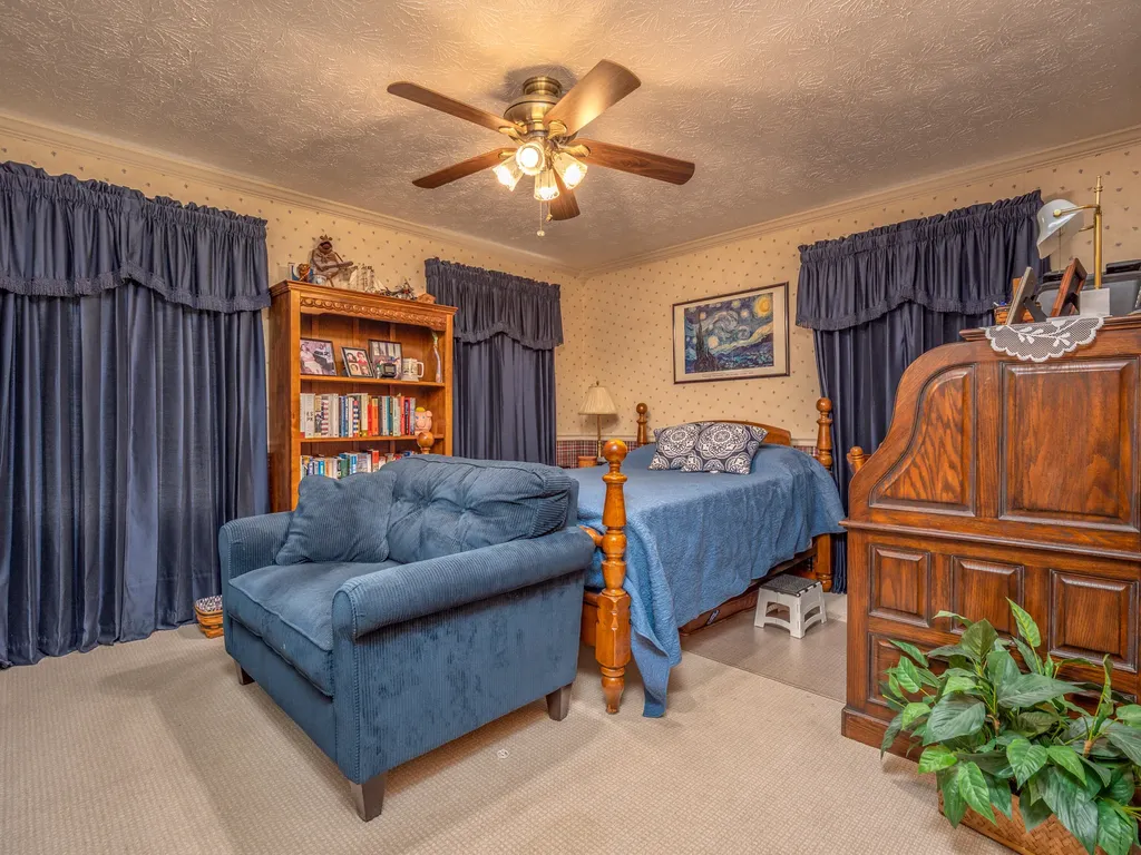 1310 Liberty Road West Liberty KY 41472