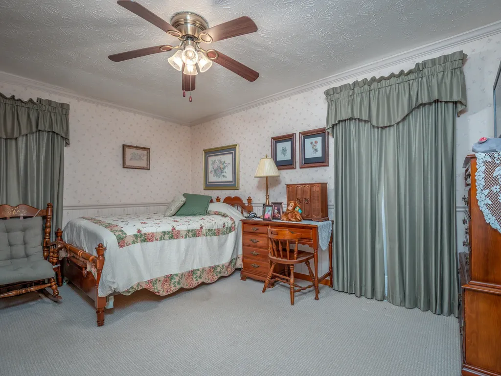1310 Liberty Road West Liberty KY 41472