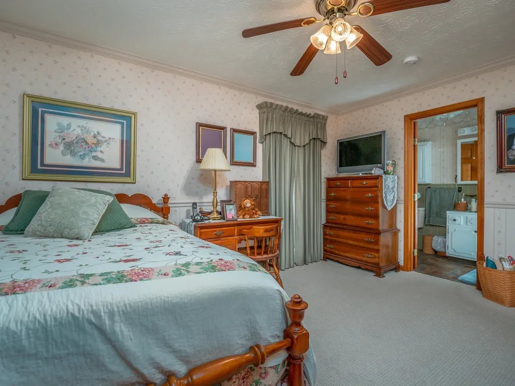 1310 Liberty Road West Liberty KY 41472