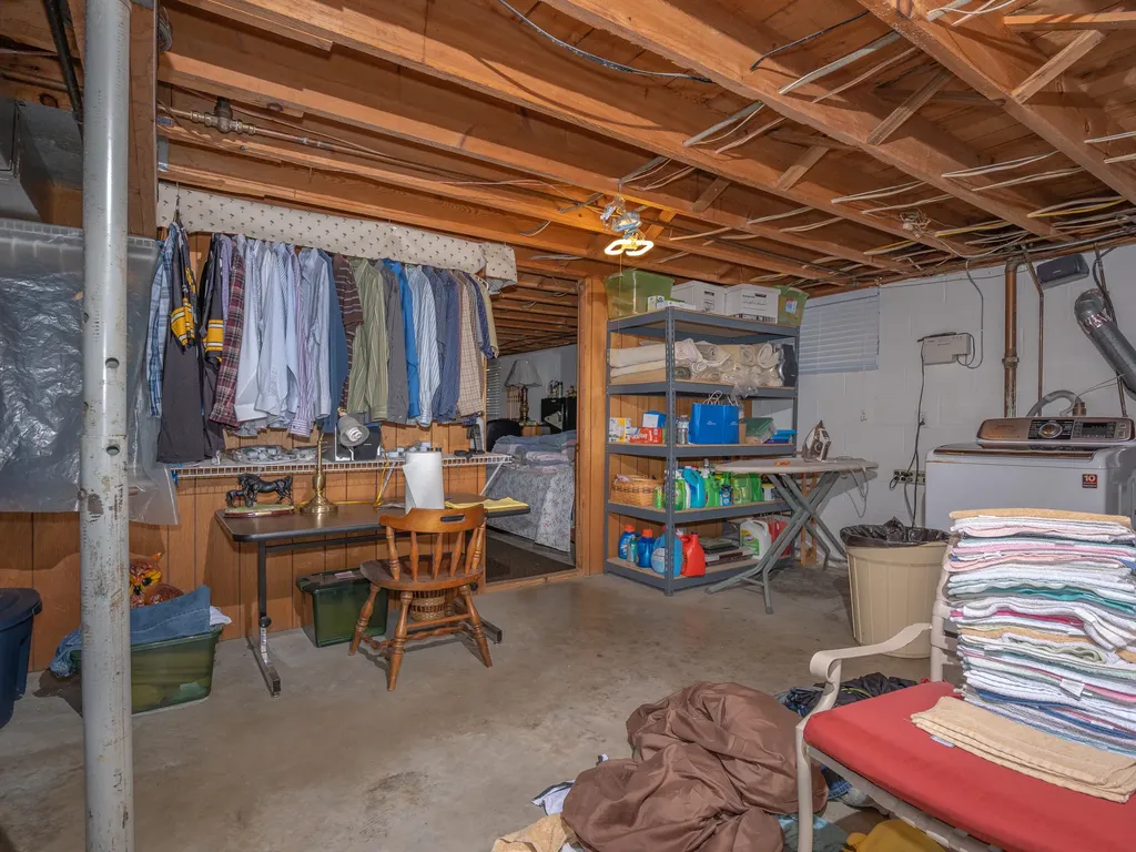 1310 Liberty Road West Liberty KY 41472