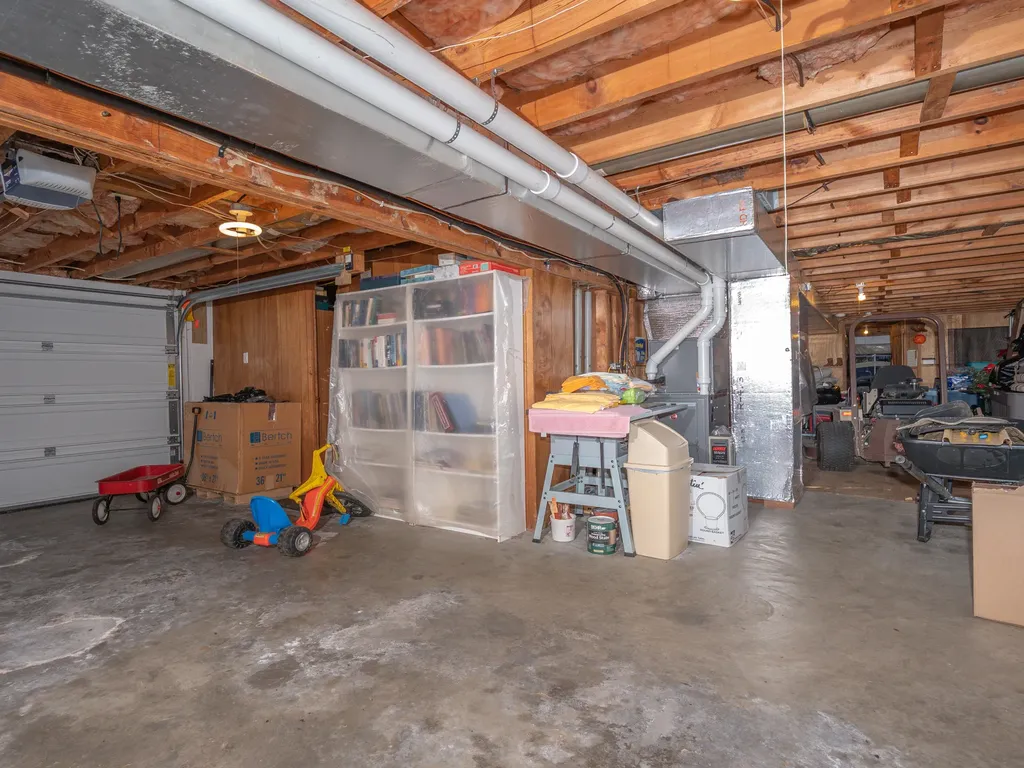 1310 Liberty Road West Liberty KY 41472