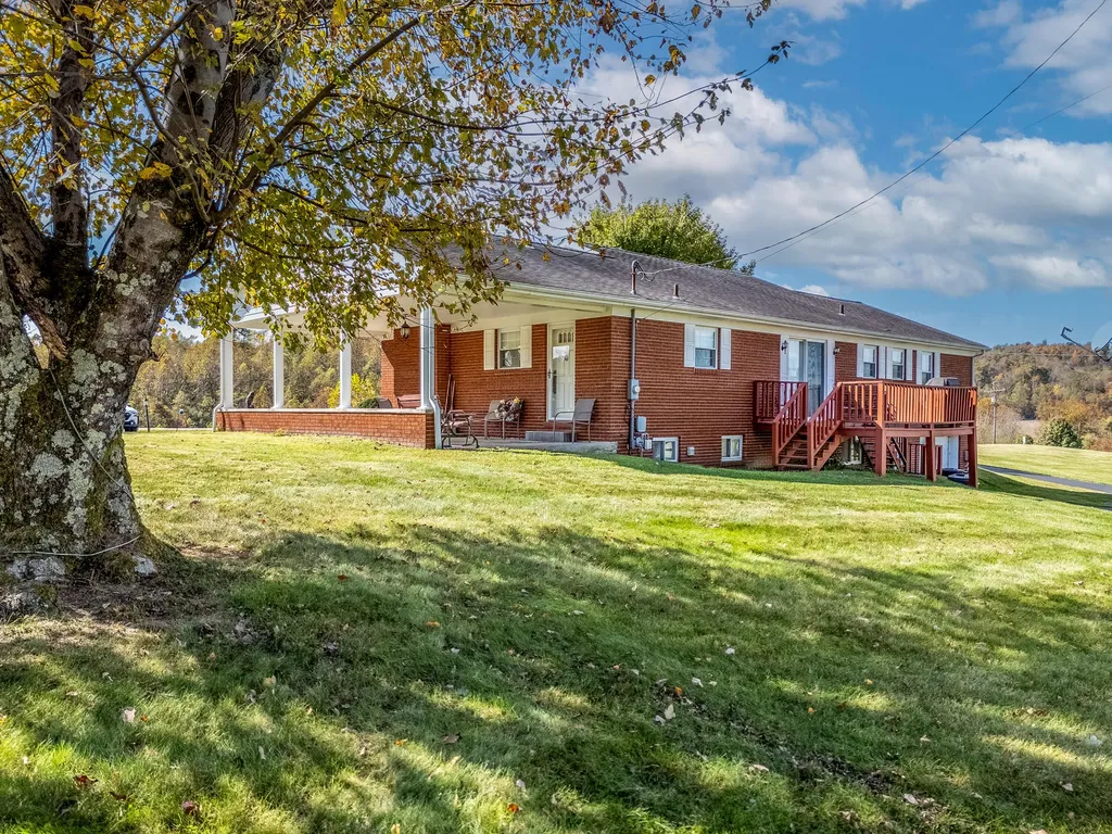 1310 Liberty Road West Liberty KY 41472
