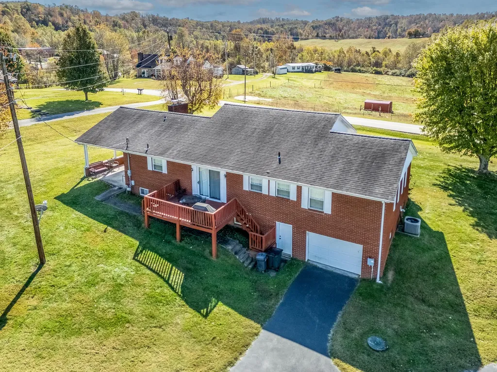 1310 Liberty Road West Liberty KY 41472