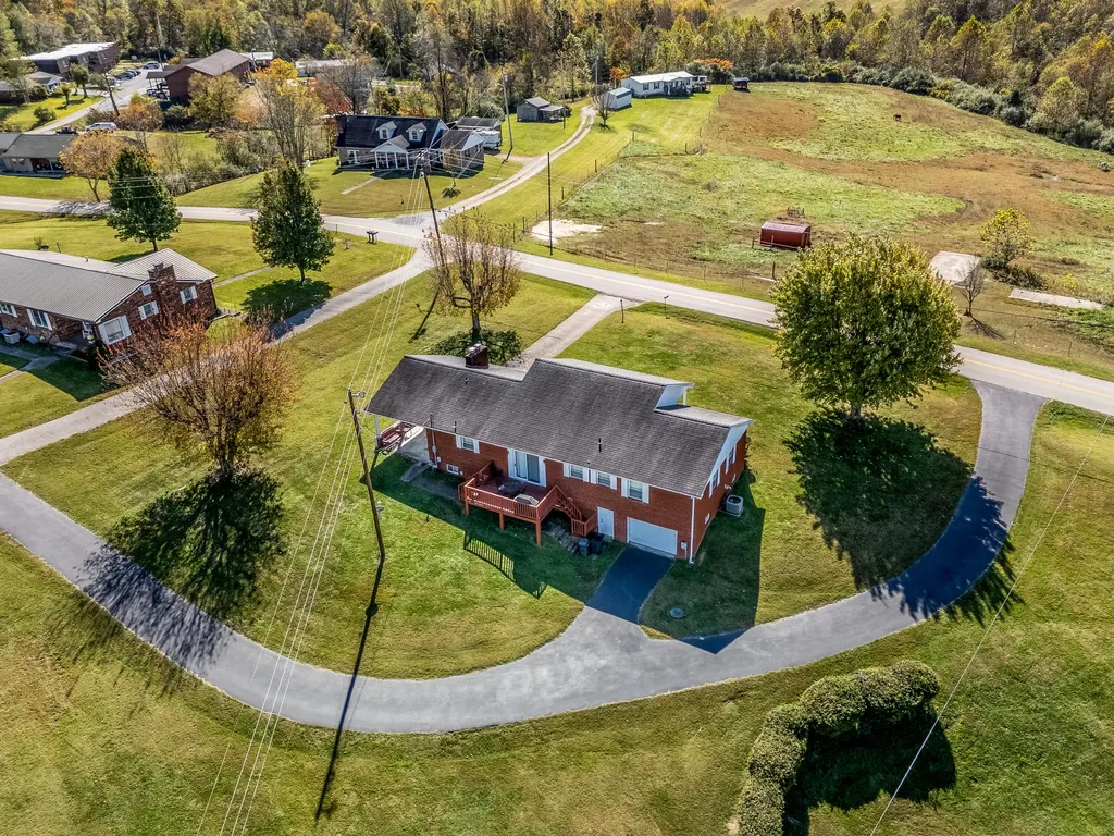 1310 Liberty Road West Liberty KY 41472
