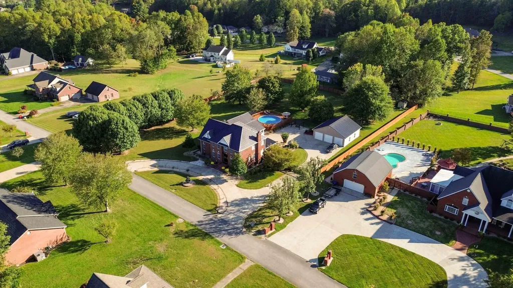 48 Tori Pine Lane Corbin KY 40701