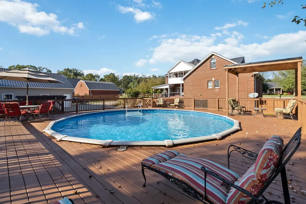 48 Tori Pine Lane Corbin KY 40701