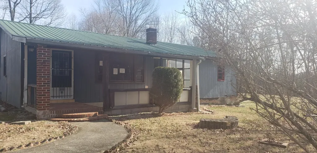 232 Crank Road Tyner KY 40486