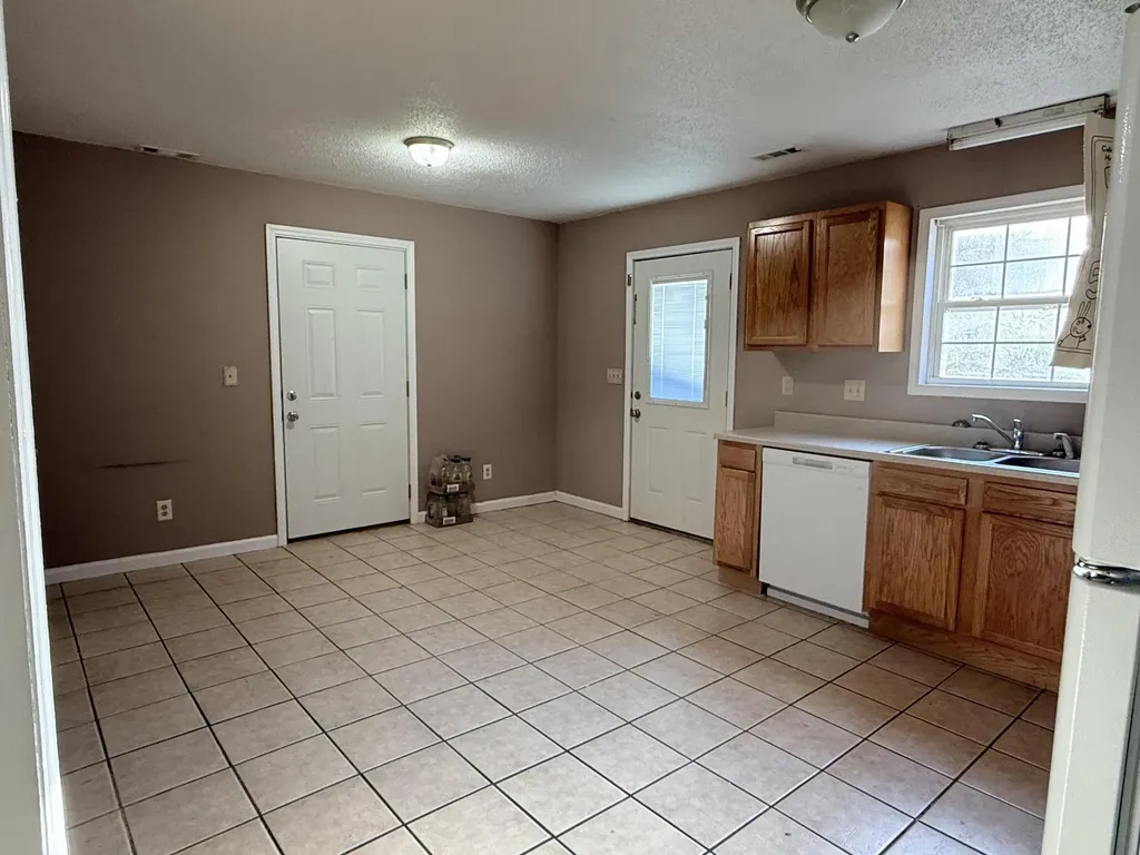 390 Noeville Hollow Road Barbourville KY 40906
