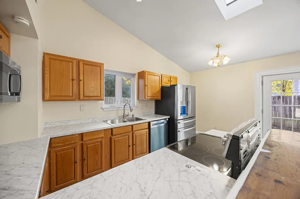 405 St John Court Lexington KY 40511