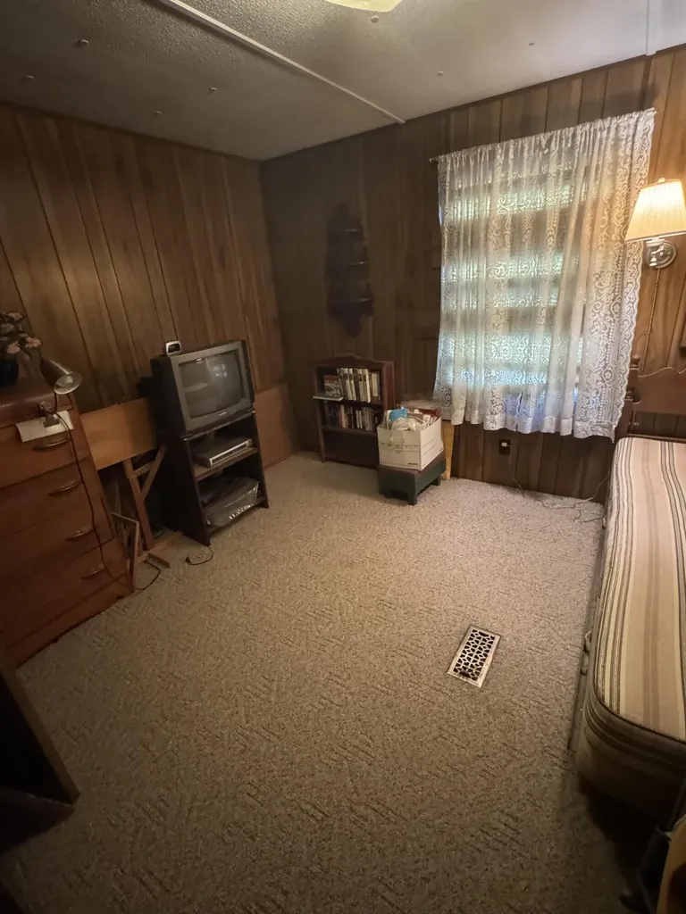 237 Brown Street Cumberland KY 40823