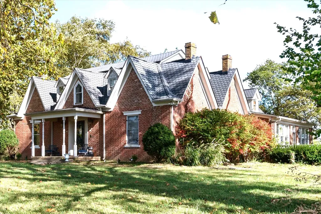 9717 Eminence Pike Shelbyville KY 40065