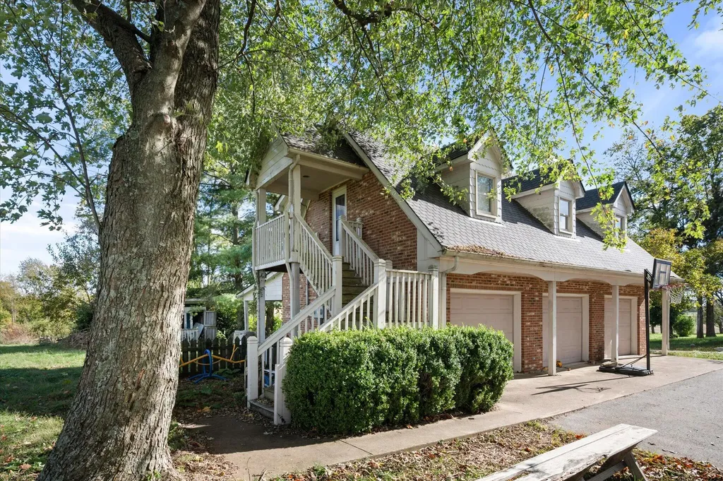 9717 Eminence Pike Shelbyville KY 40065