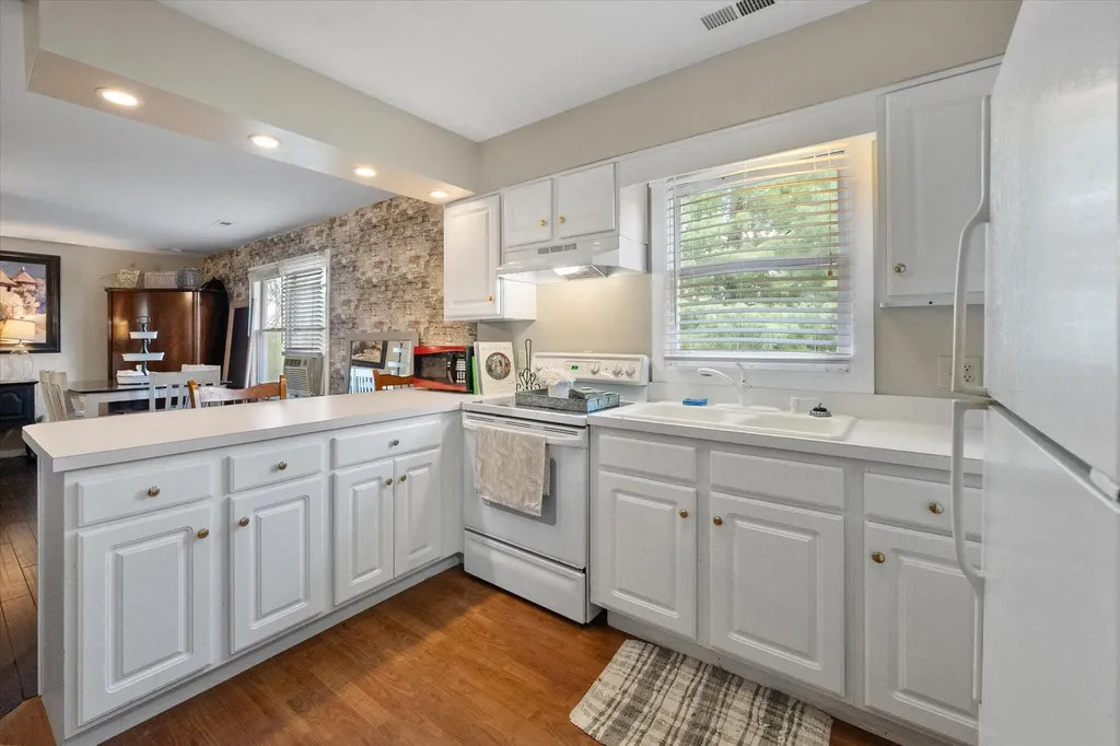 9717 Eminence Pike Shelbyville KY 40065