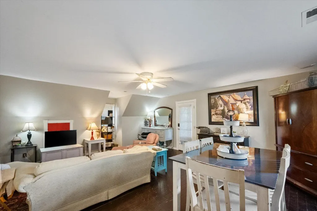 9717 Eminence Pike Shelbyville KY 40065