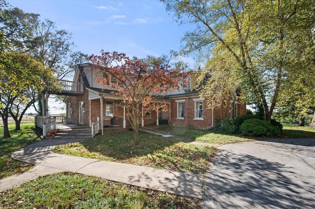 9717 Eminence Pike Shelbyville KY 40065