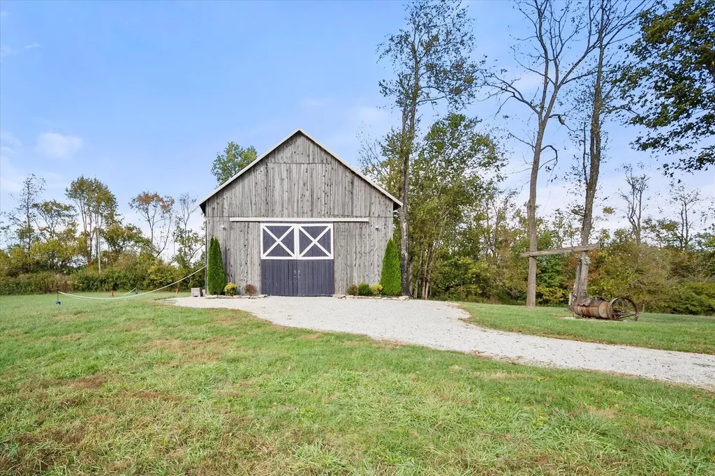 9717 Eminence Pike Shelbyville KY 40065