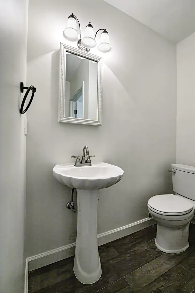2113 Taborlake Circle Lexington KY 40502