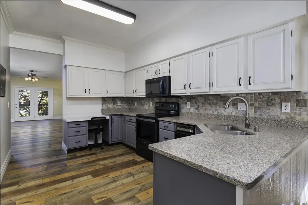 2113 Taborlake Circle Lexington KY 40502