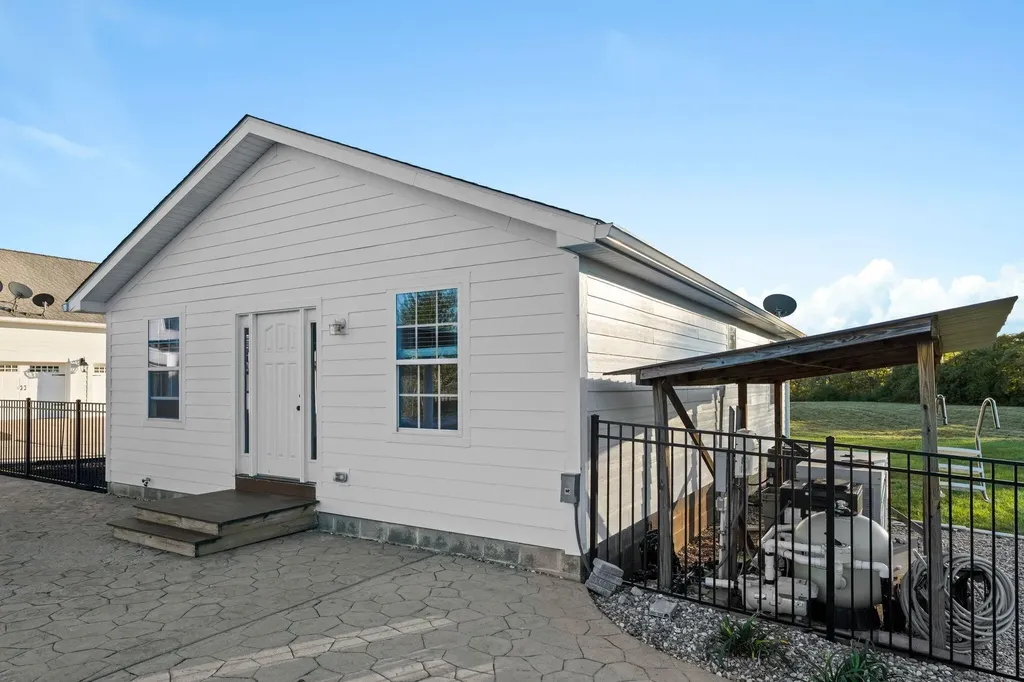 2680 Our Native Lane Lexington KY 40510