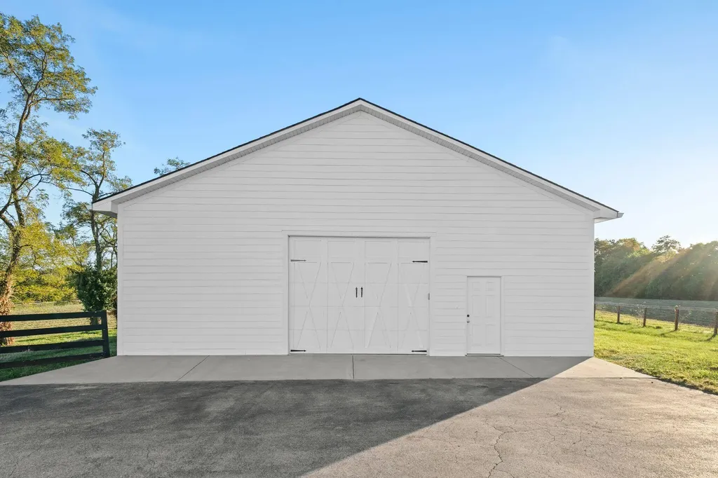 2680 Our Native Lane Lexington KY 40510