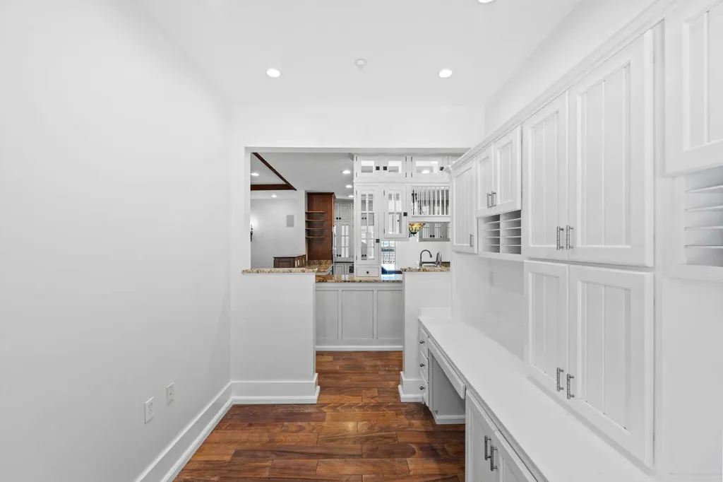 2680 Our Native Lane Lexington KY 40510