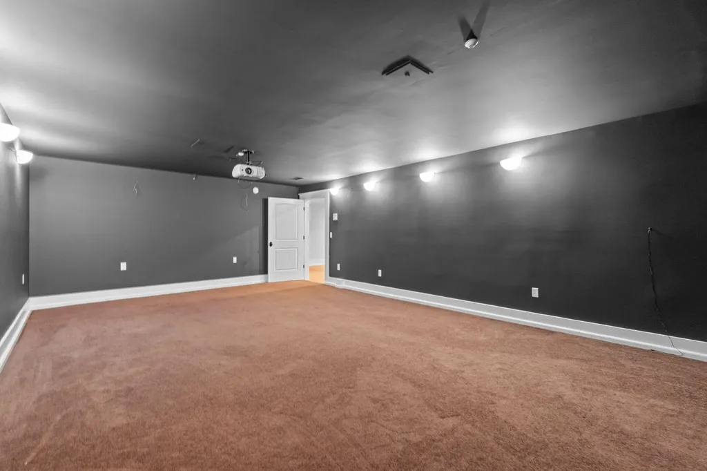 2680 Our Native Lane Lexington KY 40510