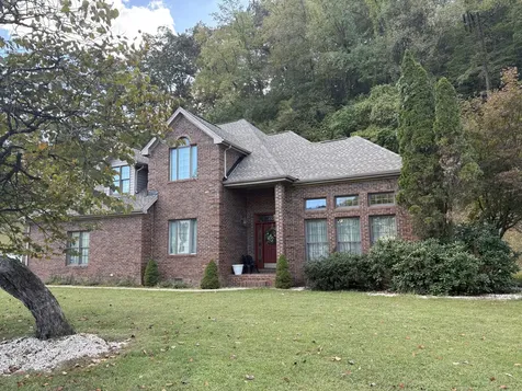 194 Meadowview Lane Pikeville KY 41501