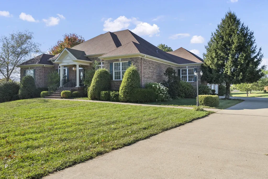 2018 Powhatan Trail Richmond KY 40475