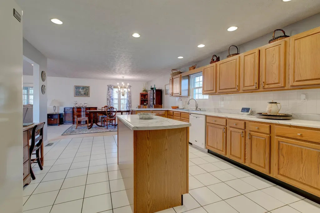 110 Fay Street Jeffersonville KY 40337